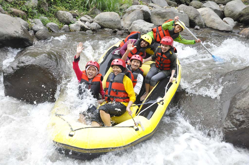 rafting di pacet, www.tips-indonesia.com, 085755059965